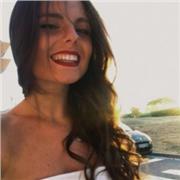 Grado en turismo y direccion hotelera y un máster en dirección de eventos y empresas. Experiencia de más de cinco años como profesora de clases particulares